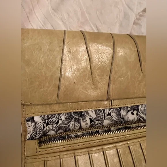 HOBO leather wallet - Picture 10 of 14